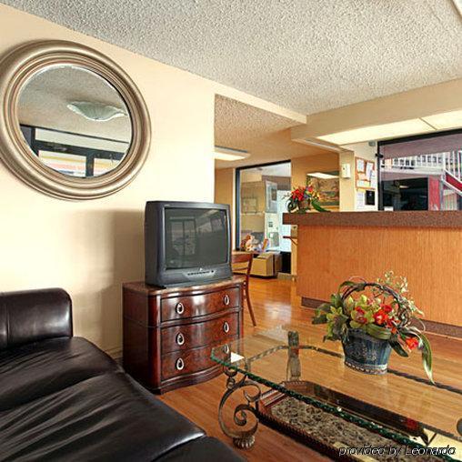 Express Inn & Suites Clearwater 파인라스파크 내부 사진