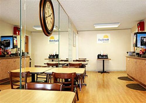 Express Inn & Suites Clearwater 파인라스파크 레스토랑 사진