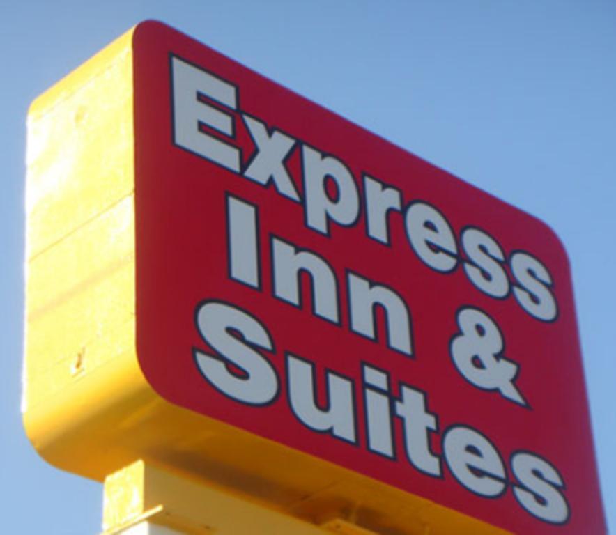 Express Inn & Suites Clearwater 파인라스파크 외부 사진